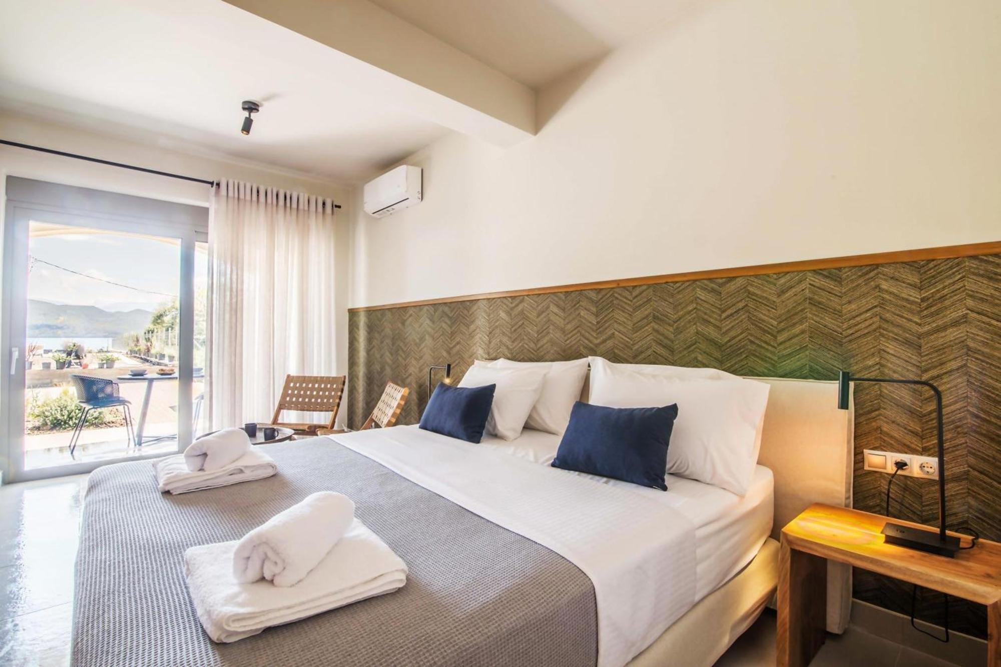 Blue Symphony Suites Apartments Нікіана Екстер'єр фото