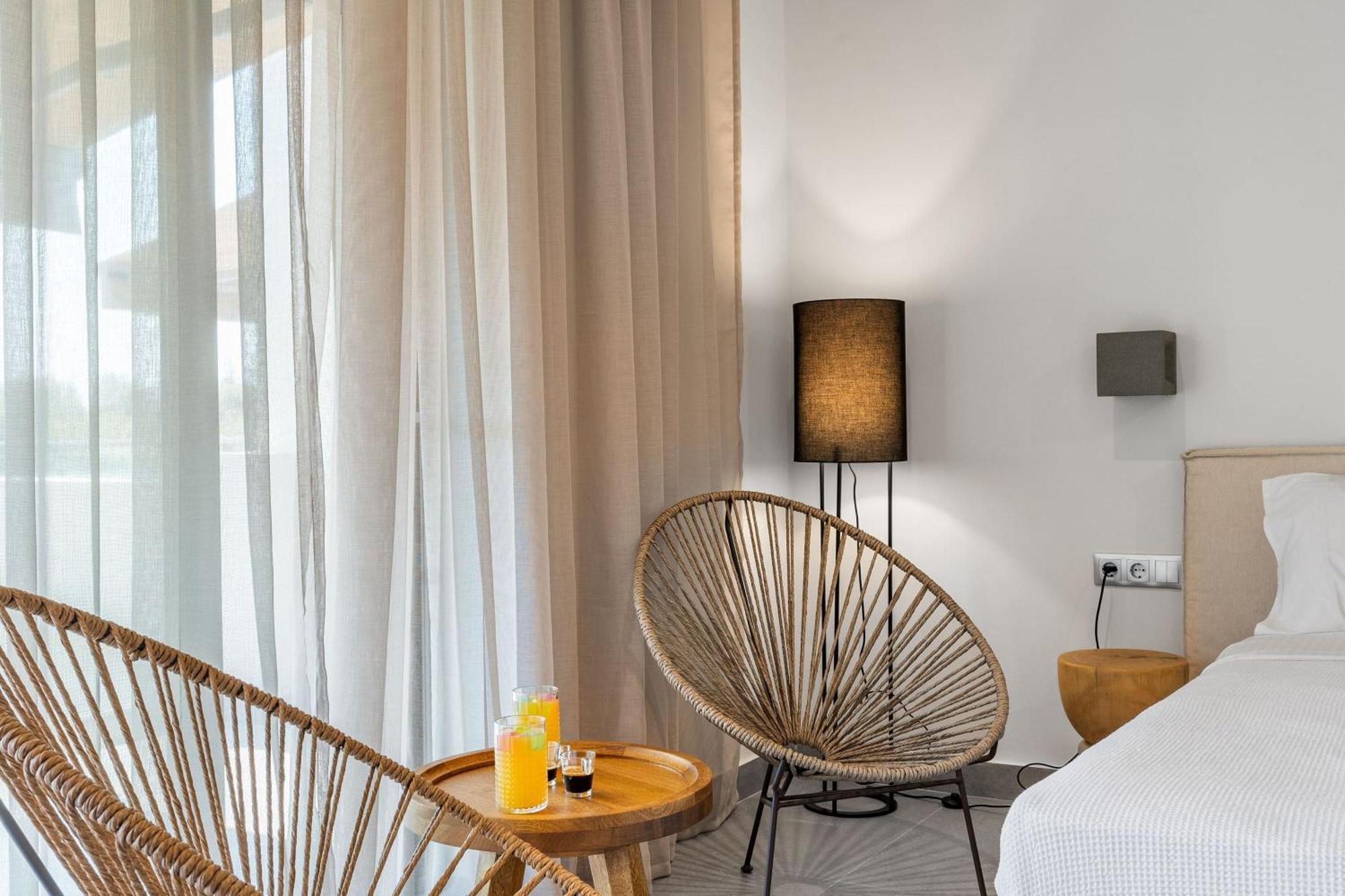 Blue Symphony Suites Apartments Нікіана Екстер'єр фото